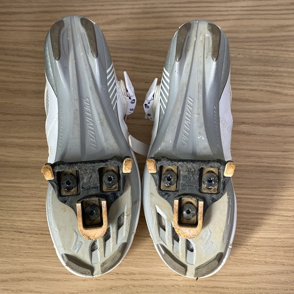 Women’s Cycling Shoes - Picture 2 of 2